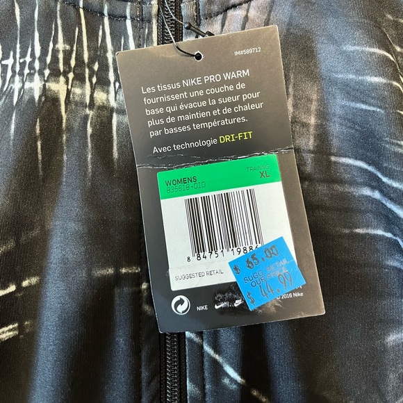 NWT Nike long sleeve top, size XL - Picture 3 of 4